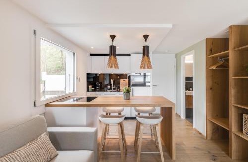 Leissigen Apartment | Bijou Lake Side Panorama - Seeblick und Erholung nahe Interlaken