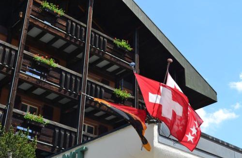 Blausee Hotel | Blümlisalp