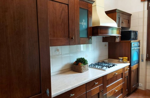 Travedona-Monate Apartment | Bnbook- Casa Dei Peschi 2 - Lago di Monate