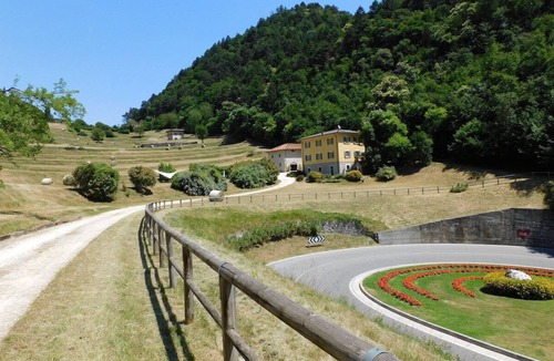 Gardola Apartment | BORGO PARADISO - LUNA Charming 2-bedroom Apt in 15 acre parkland. Pet friendly
