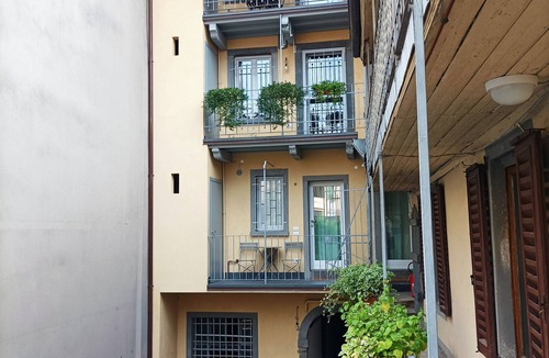Stazione House | Borgovivobg XII- Residence