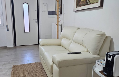 Novara Apartment | Brand new semi-central apartment very convenient to services