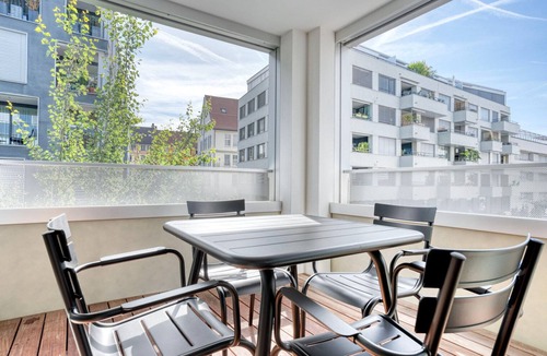Alt-Wiedikon Apartment | Bright Wiedikon 2br w/Storage Room & W/D, nr Market, by Blueground