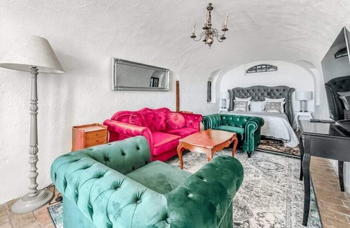 Montreux Other | Brilliant apartment in Château du Châtelard