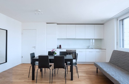 Basel City Centre Apartment | BS Deer IV - Messe HITrental Apartment