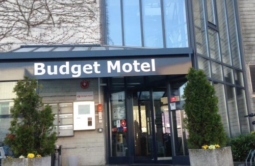 Daellikon Hotel | Budget Motel Self Check-In