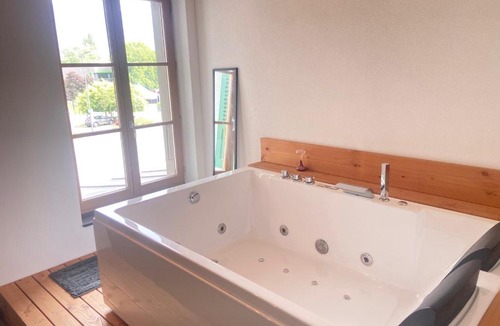 Bulle Apartment | Bulle de rêve jacuzzi