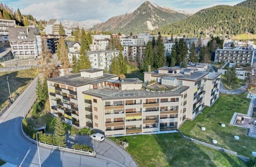 Meierhof Apartment | Carlton am Park A04 Appartement/Fewo, Dusche oder Bad, WC 3 1/2-Zimmerwohnung by Interhome