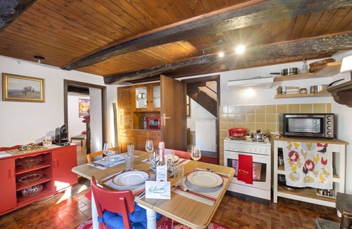 Vogorno Ski Chalet | Casa Carla 1with Lake View, Vogorno, Switzerland