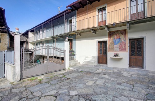 Ornavasso Apartment | Casa del Nildo near Mountain and Lake Mergozzo, Ornavasso, Italy