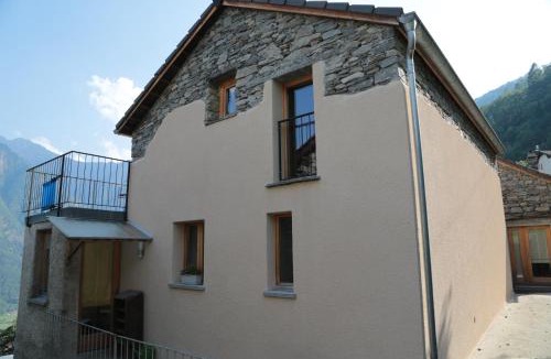 Verdabbio Apartment | Casa Flora