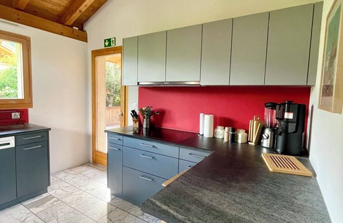 Malix Ski Chalet | CASA FORTUNA | Entire 3-Story Mountain House with Garden & Panoramic View