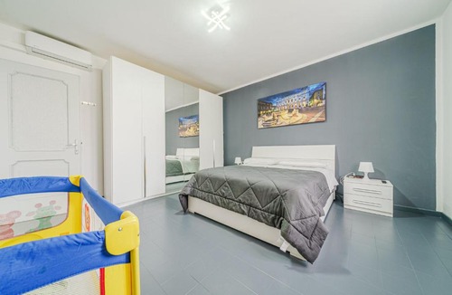 Azzano San Paolo Apartment | Casa Francesco - close to the airport & private parking