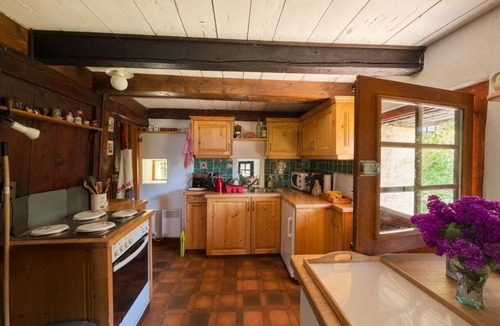 Montreux Ski Chalet | Chalet 1813 Nature & Panorama