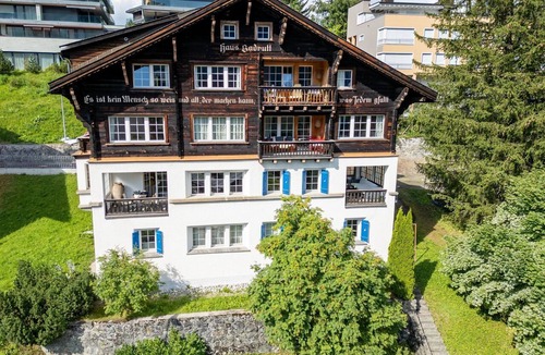 Arosa Apartment | Chalet Badrutt by Arosa Holiday Appartement/Fewo, Dusche und Bad, WC, 8-Bettwohn by Interhome
