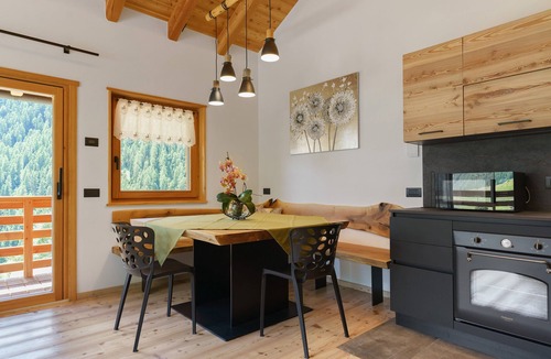 Rabbi Ski Chalet | Chalet "de la Tata" with Mountain Views, Private Wellness Area and WiFi