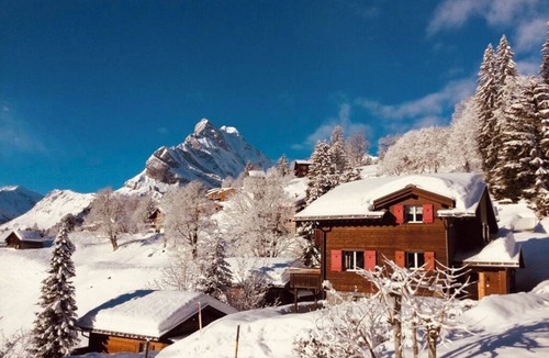 Braunwald Ski Chalet | Chalet Heidi: pearl in fairytale Braunwald in Switzerland
