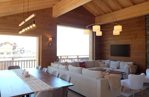 Nendaz Ski Chalet | Chalet Iska - Alpine elegance and warm comfort with breathtaking views