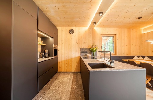 San Leonardo in Passiria Ski Chalet | Chalet 'Heidi und Peter' with Mountain View, Sauna, Jacuzzi, Garden & Wi-Fi