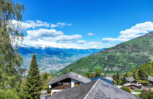 Nendaz Ski Chalet | Chalet Le Hibou by Interhome