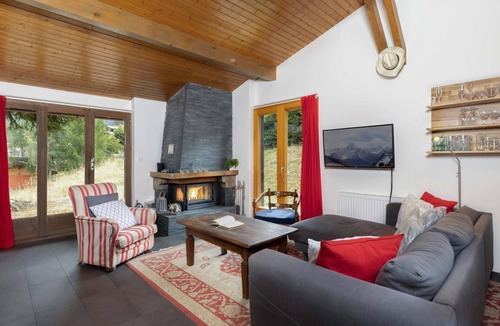 Riddes Ski Chalet | Chalet Nicolas - Five Bedroom Chalet, Sleeps 12