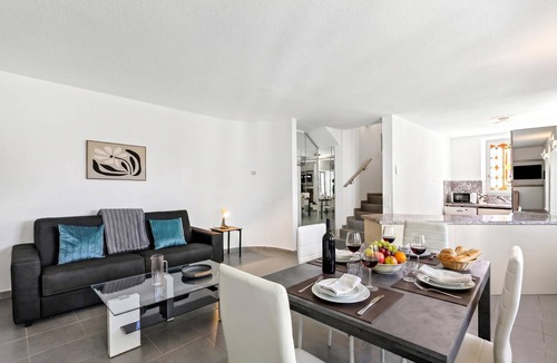 Aldesago Apartment | Charm Apartments Lake View in Aldesago, Aldesago (Lugano), Switzerland
