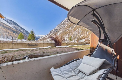 Taesch Apartment | Charming Täsch Apartment, 500m to Zermatt Train