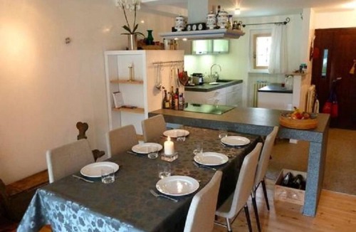 Champfer Apartment | Chesa Cagiuma, Gartenwohnung by Interhome