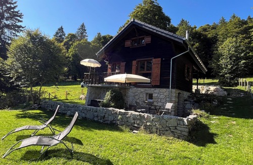 Valbirse Ski Chalet | Comfortable chalet in the heart of the Bernese Jura