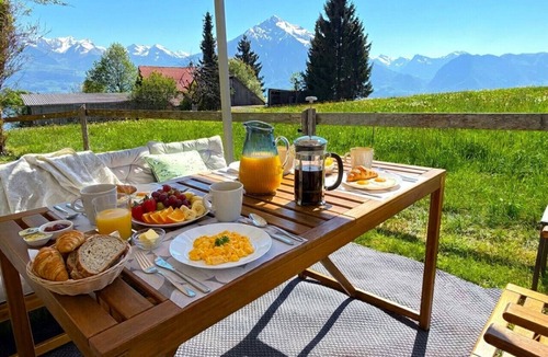 Sigriswil House | Concierge, Idyllic Farm, Scenic Views by SwissHut