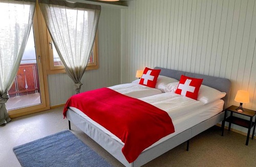 Goldiwil Apartment | Concierge, Lake Thun/Alps Scenic Views by SwissHut