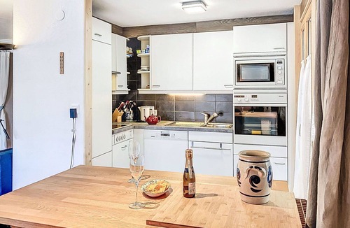 Vers L'Eglise Apartment | Cosy apartment for 2 guests with WIFI, TV and terrace