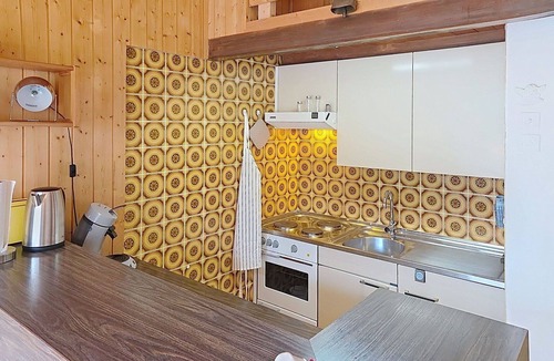 Sagogn Apartment | Cosy apartment for 4 guests with WIFI, TV, terrace, pets allowed and panoramic view