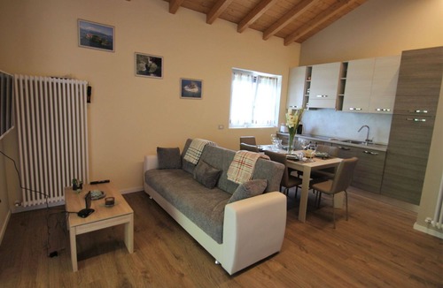 Gonte Apartment | Cosy apartment for 4 people with TV and terrace