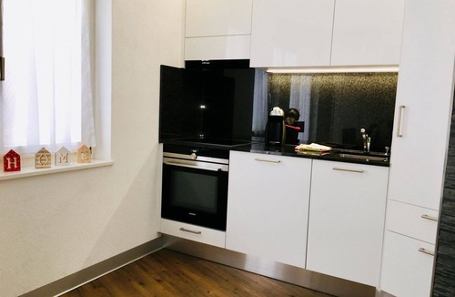 Saas Grund Apartment | Cosy apartment for 4 people with WIFI, TV, balcony and pets allowed