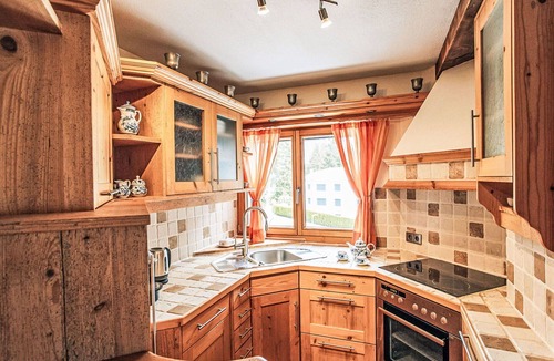 Laax Apartment | Cosy apartment for 5 people with pool, WIFI, TV and balcony