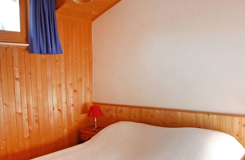 Villars-sur-Ollon Apartment | Cosy apartment for 6 guests with WIFI, TV, balcony, pets allowed and parking