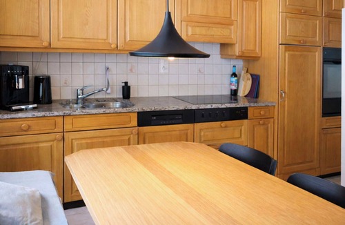 Kandersteg Apartment | Cosy apartment for 7 people with WIFI and balcony