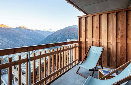 Granges Apartment | Cosy apartment for 6 guests with WIFI, TV and pets allowed