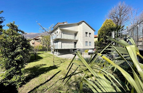 Dervio Villa | Cosy apartment in villa for 6 people with A/C, WIFI, TV and patio
