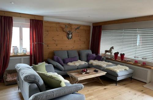 Davos-Dorf Apartment | Cosy Chalet Palueda in Davos-Dorf with a breathtaking view