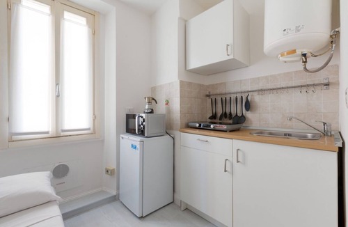 Affori Apartment | Cozy 22m2 studio apartment located on the second floor WITHOUT lift of a building in the Affori district.Able to comfortably accommodate up to 2 people, the property is located just 400 meters from the Affori FN yellow M3 metro line stop and the Affori