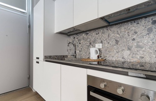 Crescenzago House | Cozy 37m2 studio apartment, perfect for two people, located on the ground floor of a building (1 step to access).The accommodation is located a stone's throw from Crescenzago and the M2 metro stop of the same name, making it strategically ideal for reach