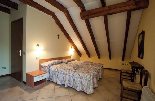Santa Maria Maggiore Apartment | Cozy apartment 5 minutes from the Center and the Pine Forest. Pets allowed