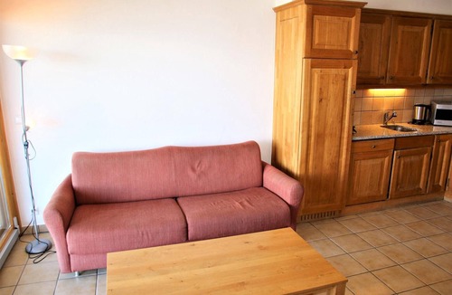 Veysonnaz Apartment | Cozy Apartment With Valley Views