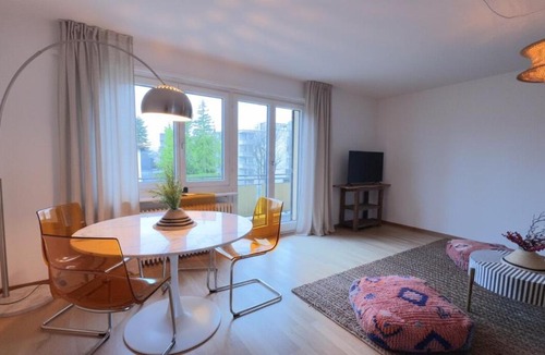 Dietikon District Apartment | Cozy Spacious Apartment near Zurich City with Balcony & Free Parking