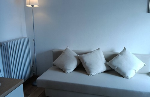 Borgo Ticino House | Cozy studio apartment located in a hotel facility
