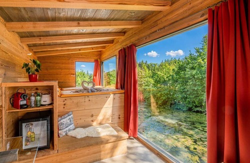 Zweisimmen House | Cozy Waterside Mini Villa near Gstaad & Interlaken