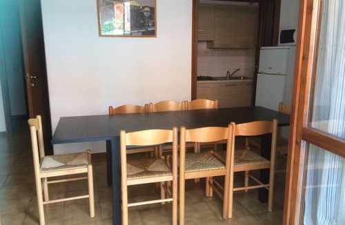 Pacengo Apartment | Da Elena Apartment, two-room apartment with private garden, complex with pool and tennis court