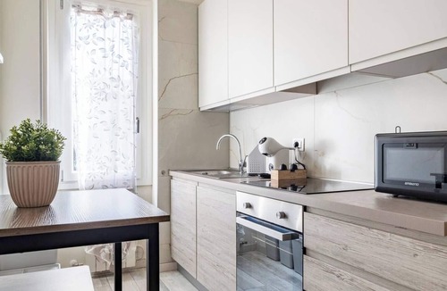 Bergamo Apartment | Description SNT Apartment